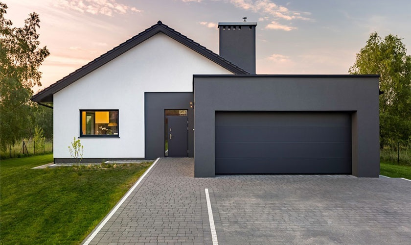 New garage door installation in Houston TX by Lemus Garage Door Services